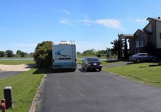 1st image of 11 Ski Haven Dr
