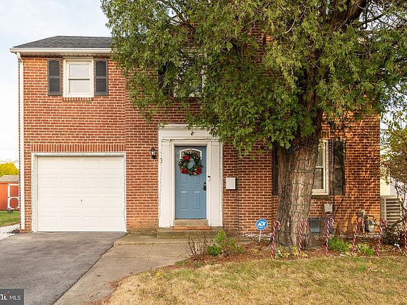 2nd image of 3 Latimer Dr