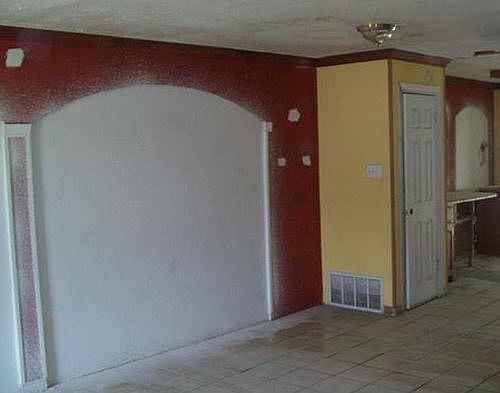 4th image of 2563 Rock Island St