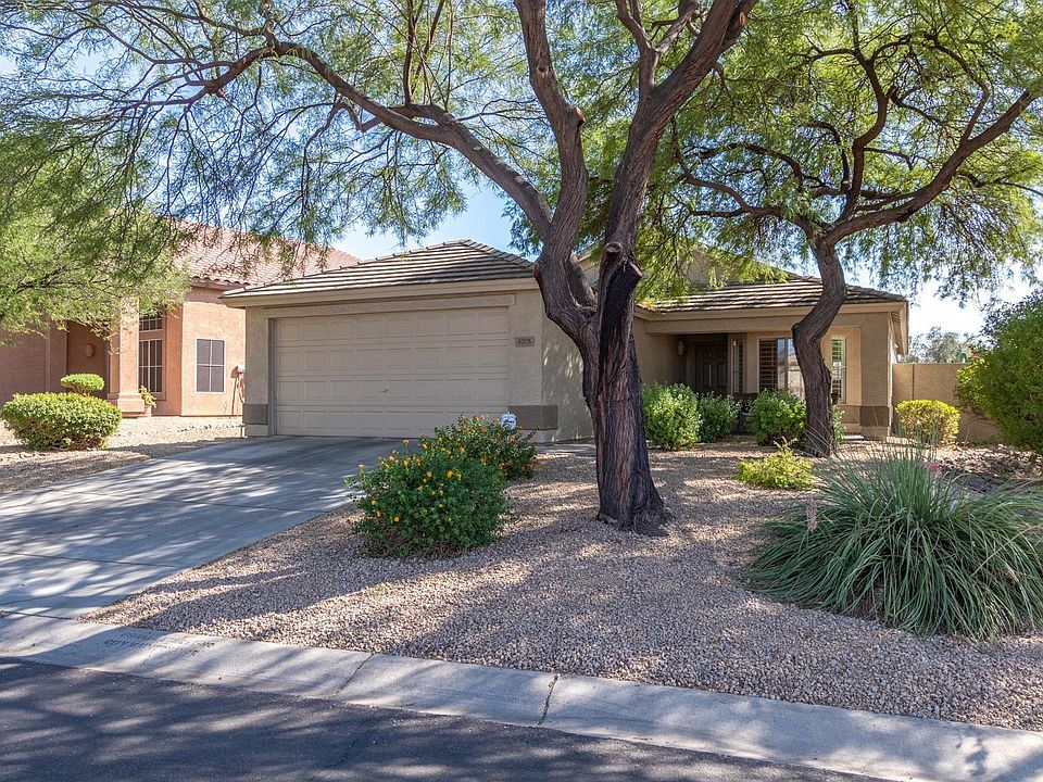 1st image of 4705 E Laredo Ln