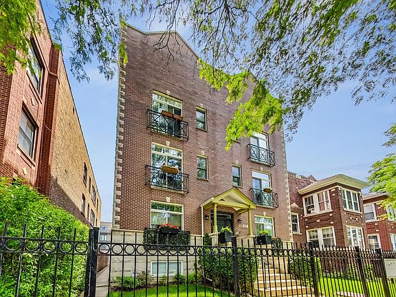 2nd image of 4319 N Mozart St APT 3S