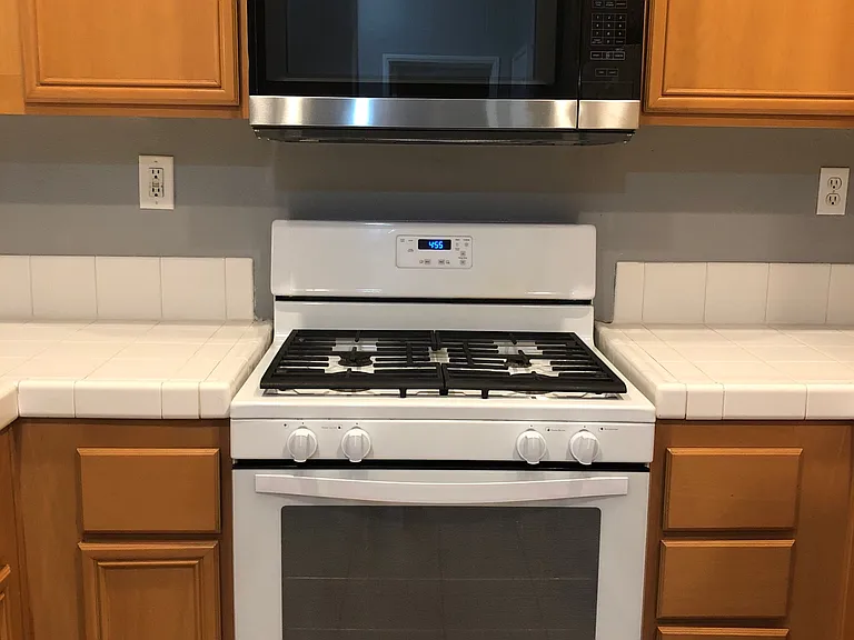 1800 E Lakeshore Dr #2607 — Photo 8