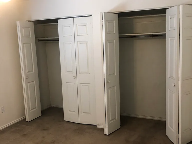 3707 McCall St #B — Photo 8