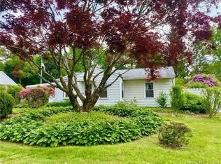 14 Fairview St, Ansonia, CT 06401