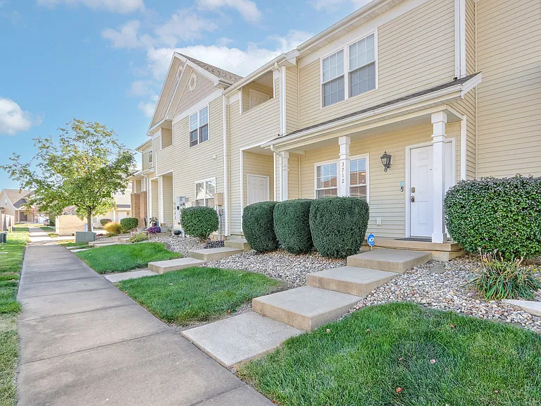 3712 Balcary Bay #1 — Photo 4