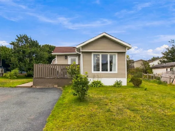 4 Cedar Drive, Paradise, NL A1L1A6