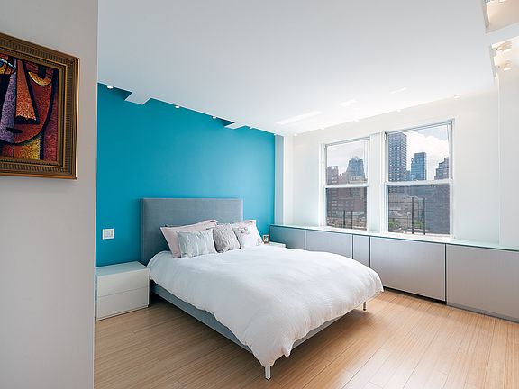3rd image of 308 E 79th St #11LM