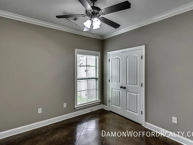 114 Lennox Pl — Photo 28
