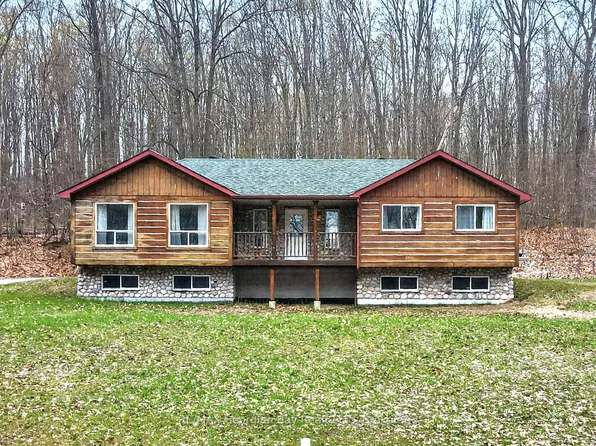 90 Farlain Lake Rd W, Tiny, ON L9M 0B9