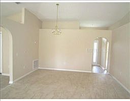 4th image of 10343 Laxton St