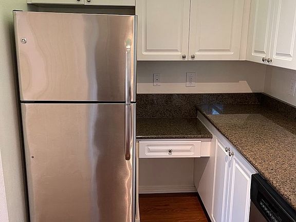 5th image of 3116 164th St SW APT 2211