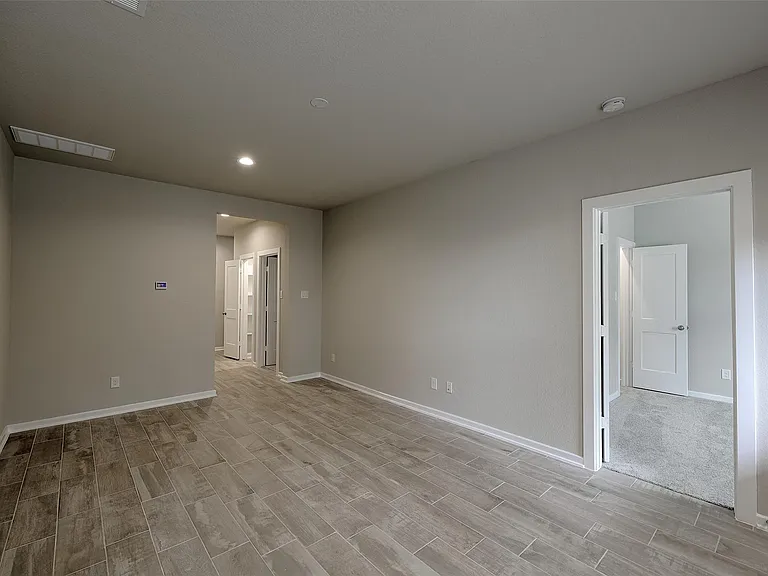 115 Handley Dr — Photo 23