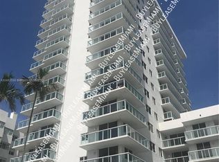 2457 Collins Ave, Miami Beach, FL 33140