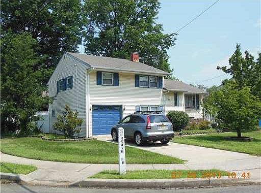 2nd image of 64 Burnham Dr