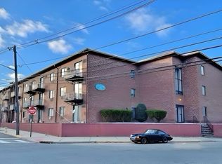 550 Central Ave APT 30, Harrison, NJ 07029