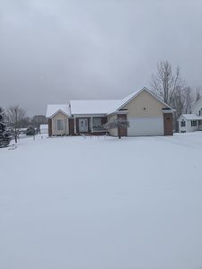 2151 Fawn Glen Cir, Lapeer, MI, 48446