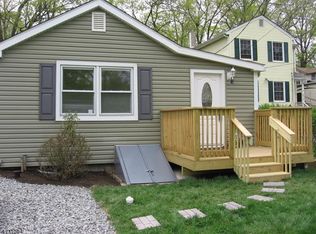 762 Brooklyn Mountain Rd, Hopatcong, NJ 07843