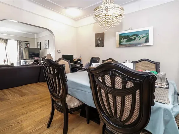 4809 Avenue M image 7 of 15