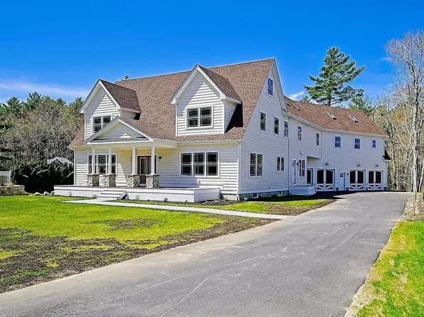 13 Park Pl, Mattapoisett, MA 02739