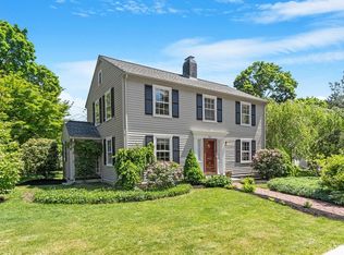 1123 Massachusetts Ave, Lexington, MA 02420