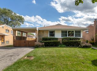 7349 W Lill Ct, Niles, IL 60714