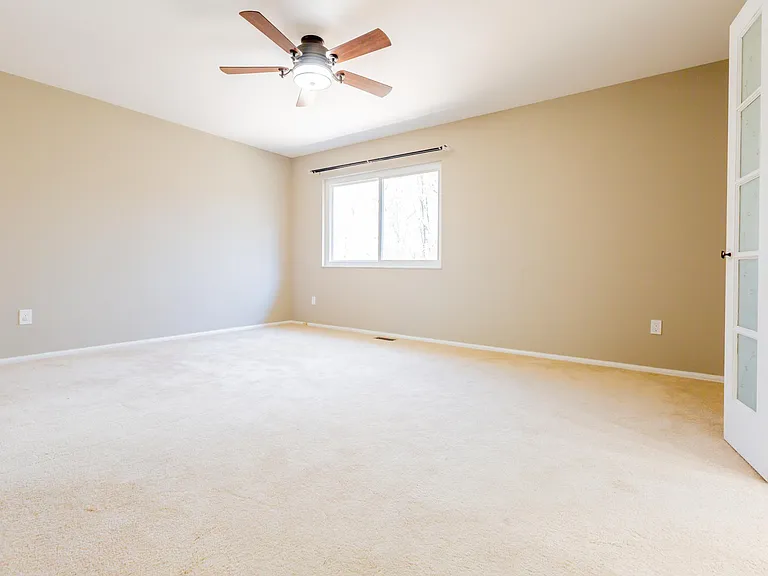 15222 Kempwood Dr — Photo 26