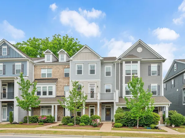 2945 Sunflower Rd, Apex, NC 27502