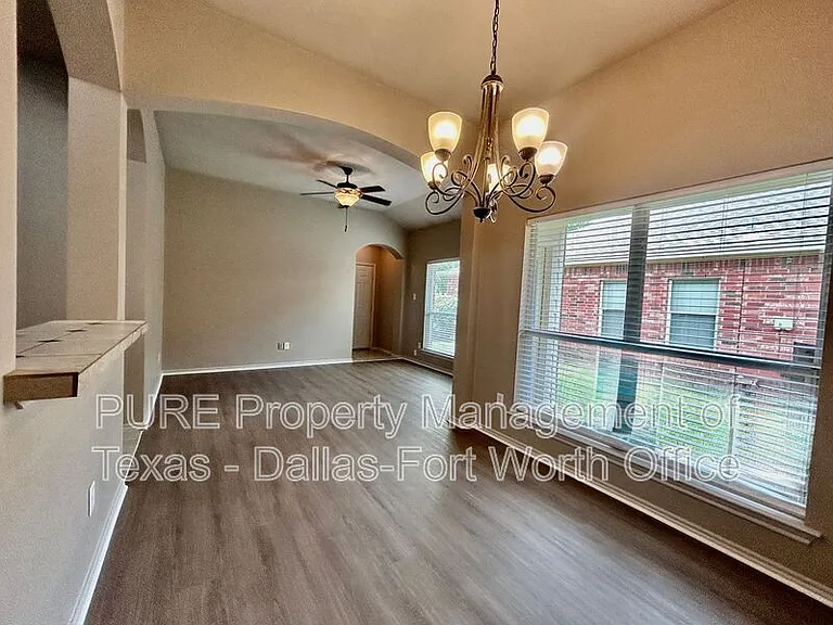 1421 Piedmont Dr — Photo 12
