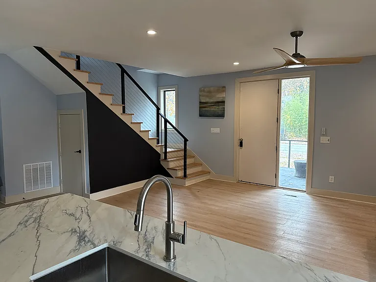 1073 Hemphill Ave NW — Photo 53