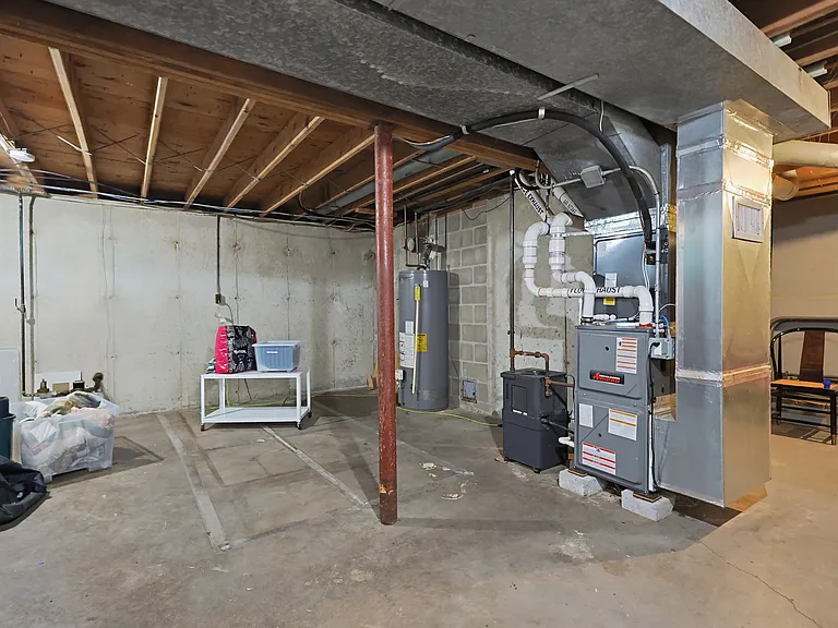 101 John Joseph Rd — Photo 36
