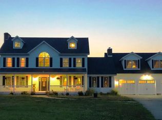 44 Rhodes St, Cumberland, RI 02864