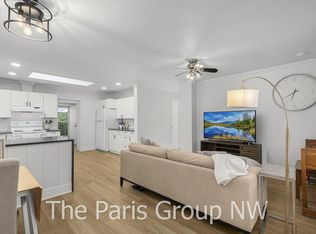2303 NE 7th St, Renton, WA 98056
