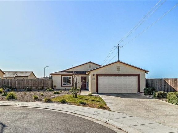 3rd image of 784 Taryn Ct