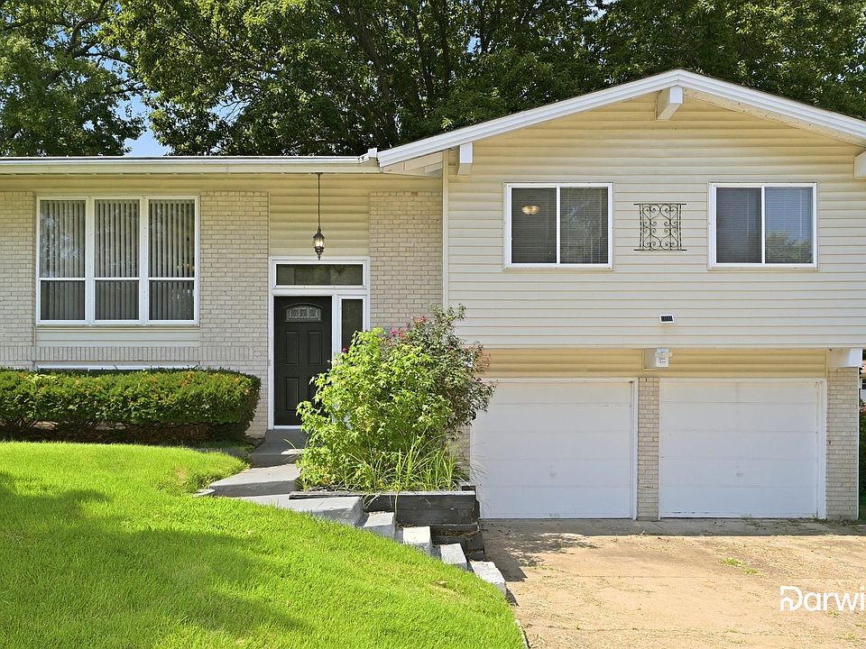 1st image of 175 Comanche Ln