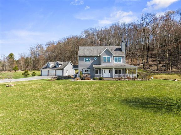2nd image of 1083 Wallaceville Rd