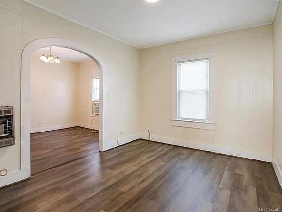 3rd image of 3204 Hodges St