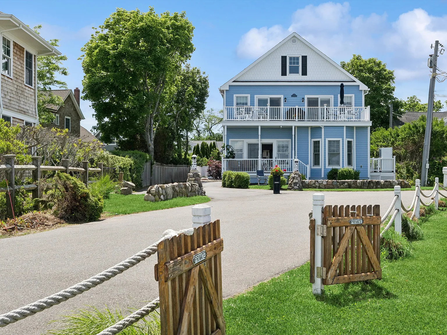 Waterfront Village Living with Private Dock — Photo 2