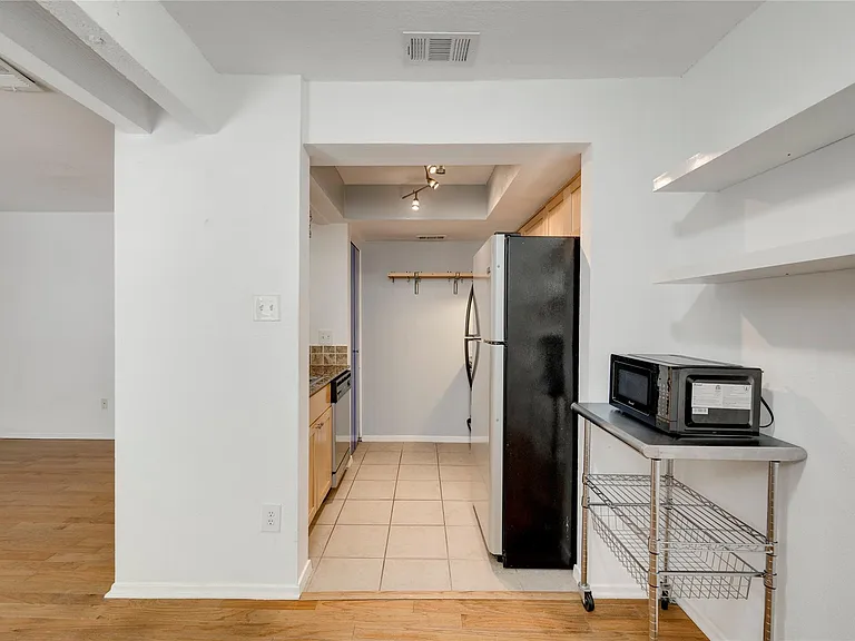 3627 Manchaca Rd #108 — Photo 11