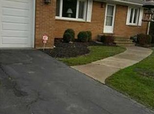 2835 Hopkins Rd, Amherst, NY 14228