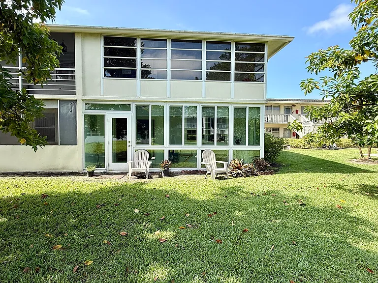 316 Markham Cres — Photo 33
