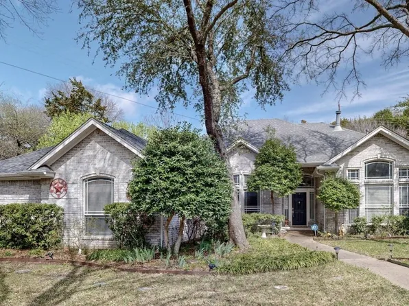 716 Sherwood Ct, Cedar Hill, TX 75104