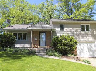 1303 Catherine St, Cedar Falls, IA 50613