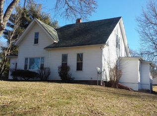 2109 Shannon Ln, Saint Joseph, MO 64506