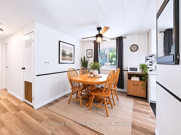 4th image of 25 Cherrywood Ln