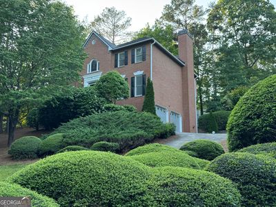 990 Azalea Dr, Roswell, GA, 30075