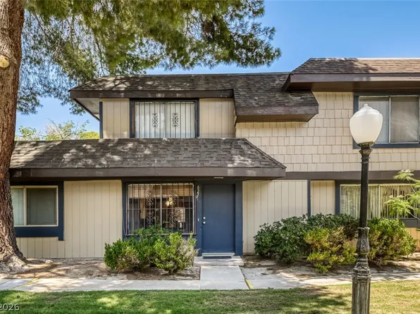 6227 Meadow Vista Ln, Las Vegas, NV 89103