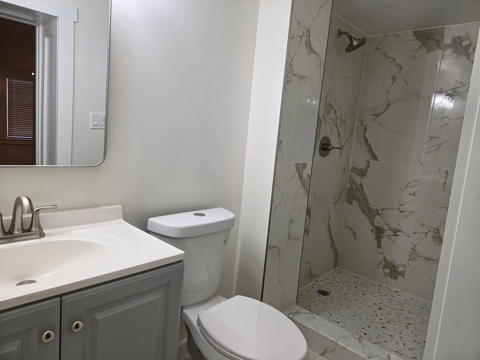 2 bed, 745 sqft, $3,000 — Photo 4