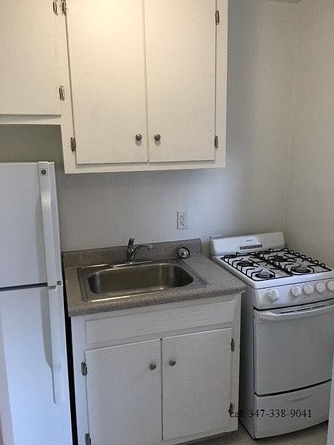 2nd image of 2375 E 3rd St #22