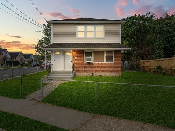 17204 Amelia Rd, Jamaica, NY 11434