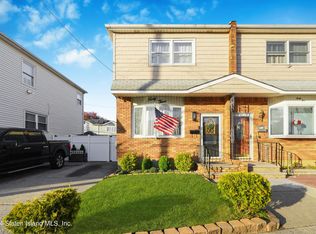 43 Church Ave, Staten Island, NY 10314